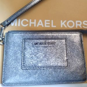 Authentic Michael kors wristlet